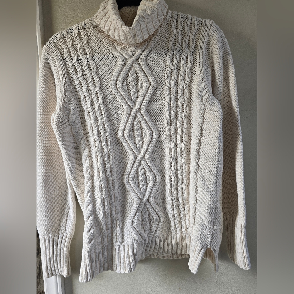 Vintage Liz Claiborne Chunky knit White Fisherman sweater, size medium